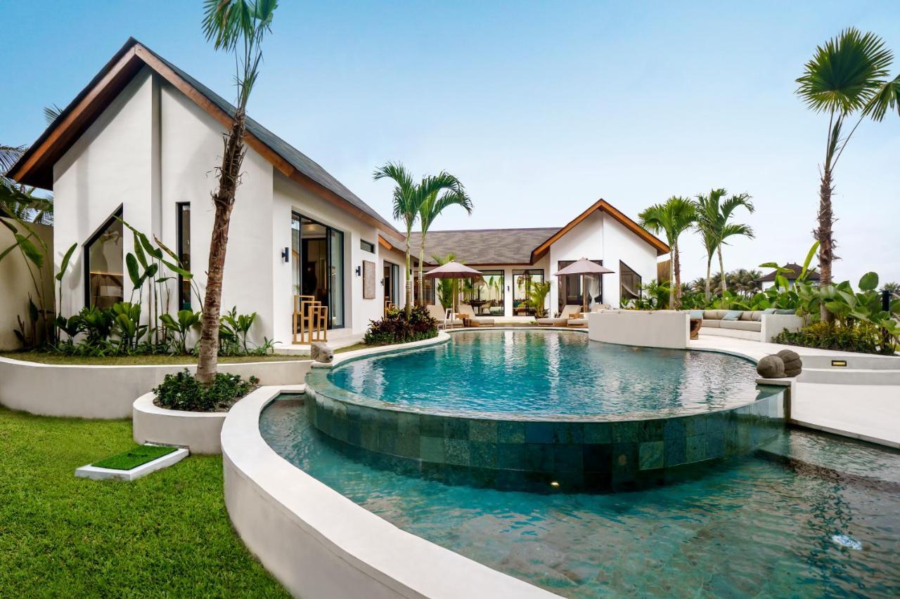 Villa Crystal Lagoon By Balisuperhost Ubud  Exterior photo